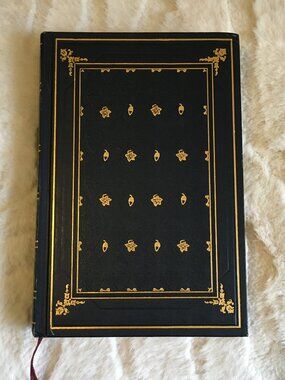 Vintage 1966 The Yearling International Collectors Library Gilt Hardcover